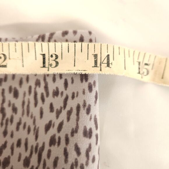 Athleta Womens Medium Gray Cheetah Print Salutations Stash Pocket Legging Tight - Picture 4 of 7